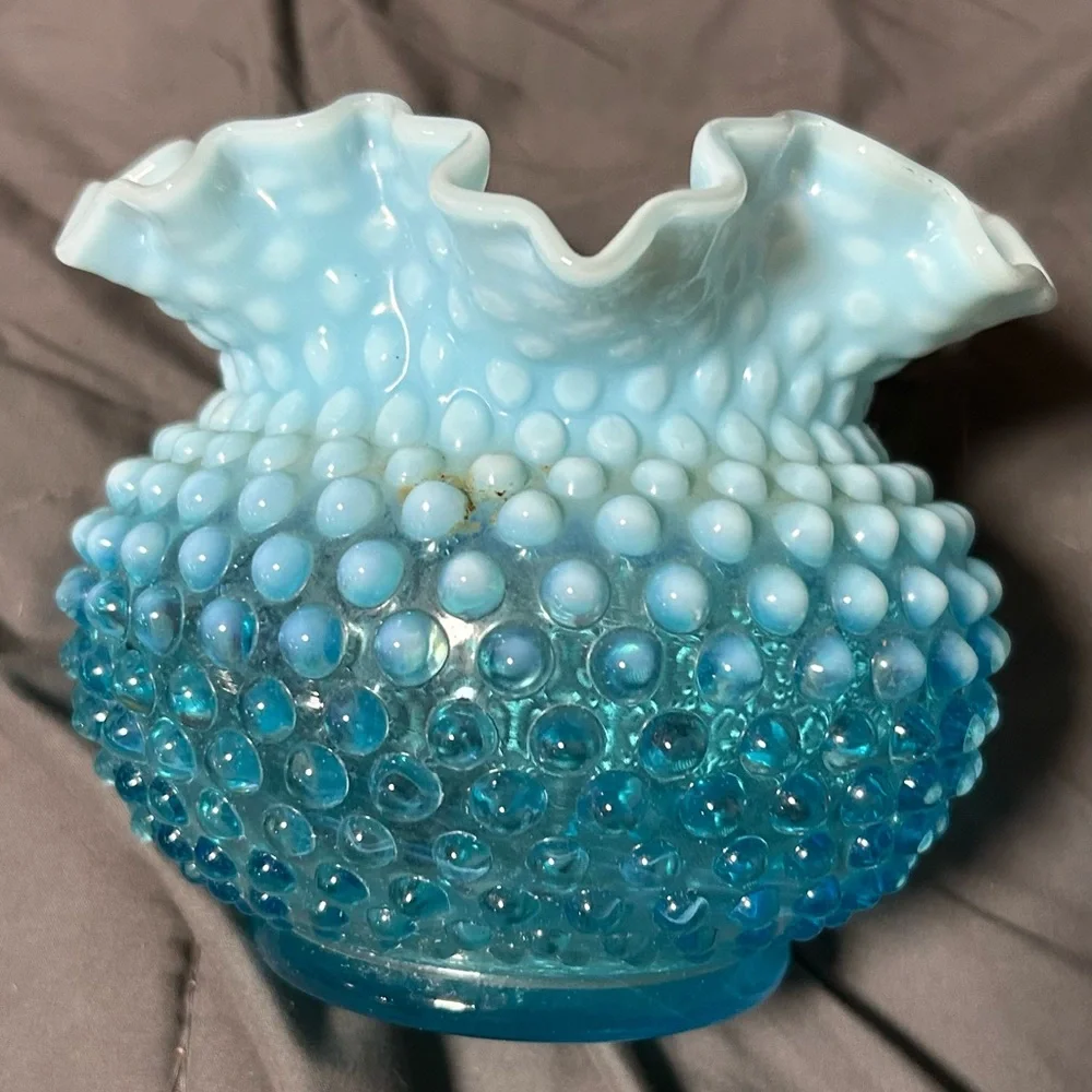 Vase - Picture 2 of 4